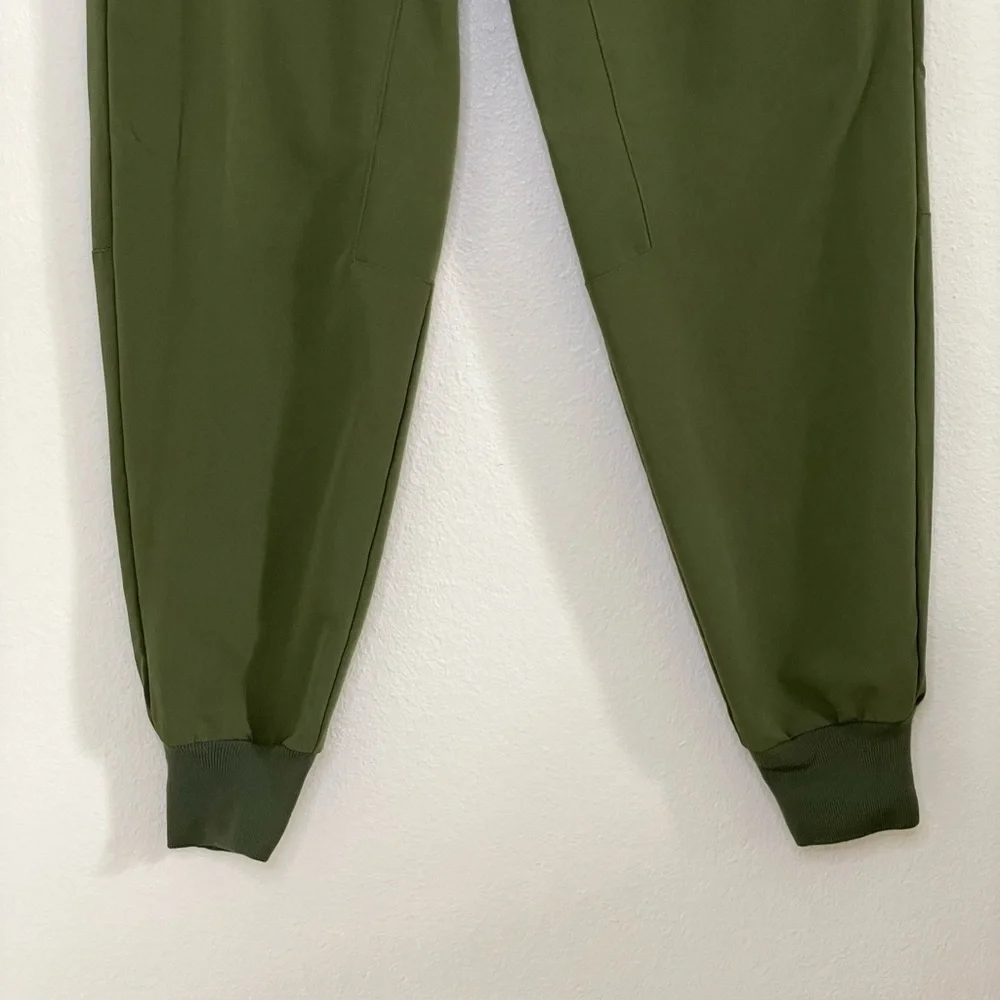 Figs Tansen Jogger Scrub Pants Limited Edition Dark Olive Small Short
